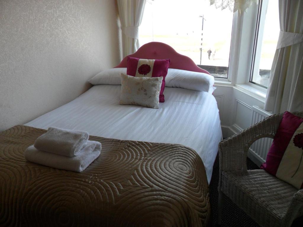 Lyric Hotel Blackpool Bagian luar foto